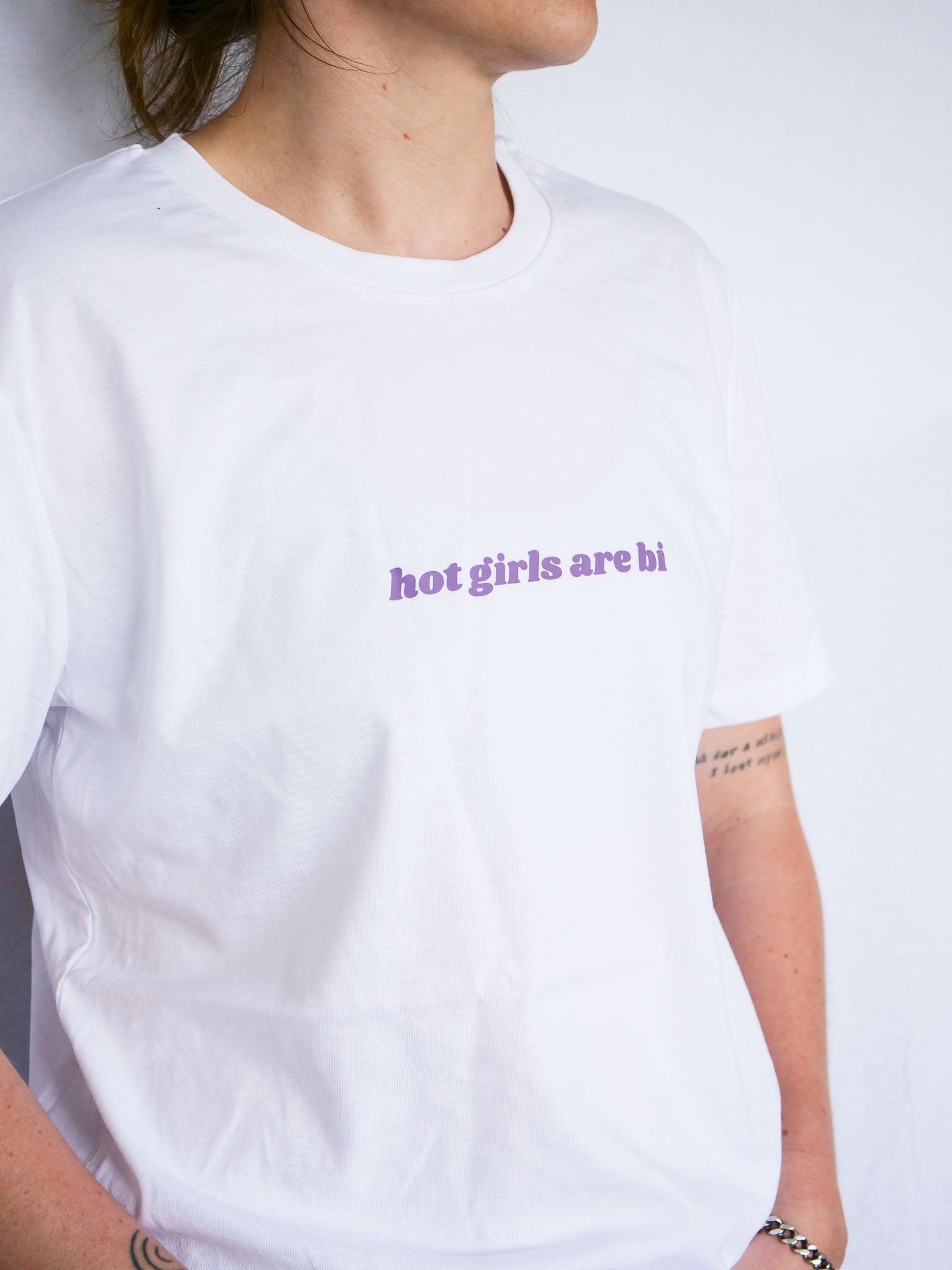 HOT GIRLS ARE BI - MULTI TAILLES