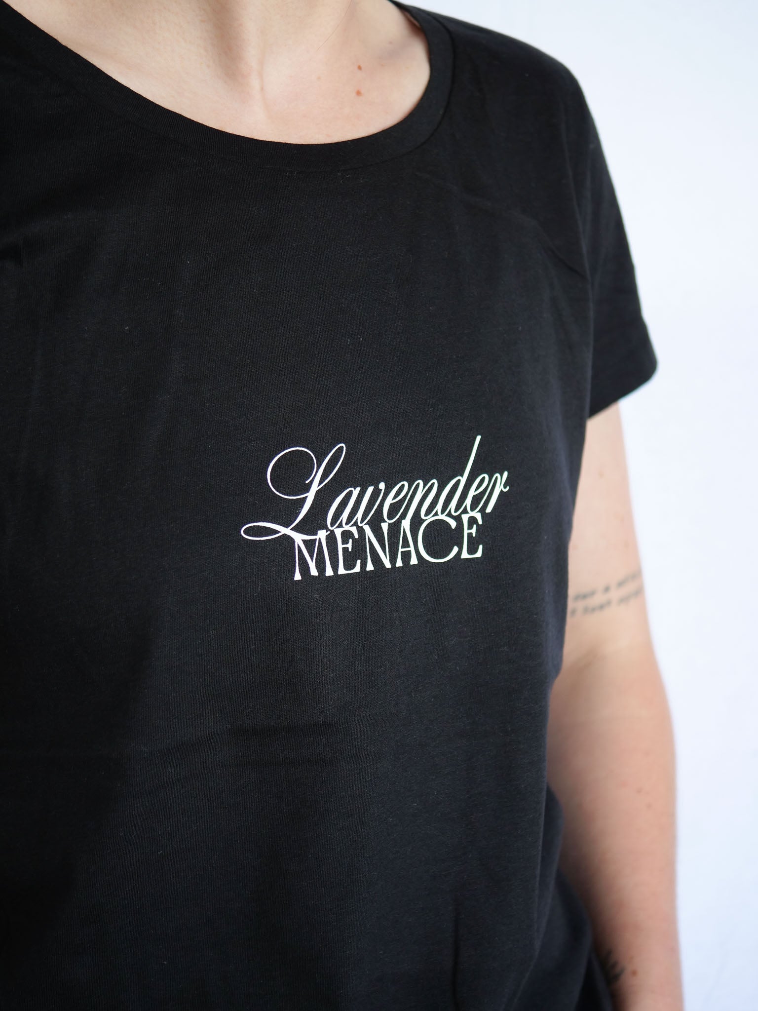 LAVENDER MENACE - M