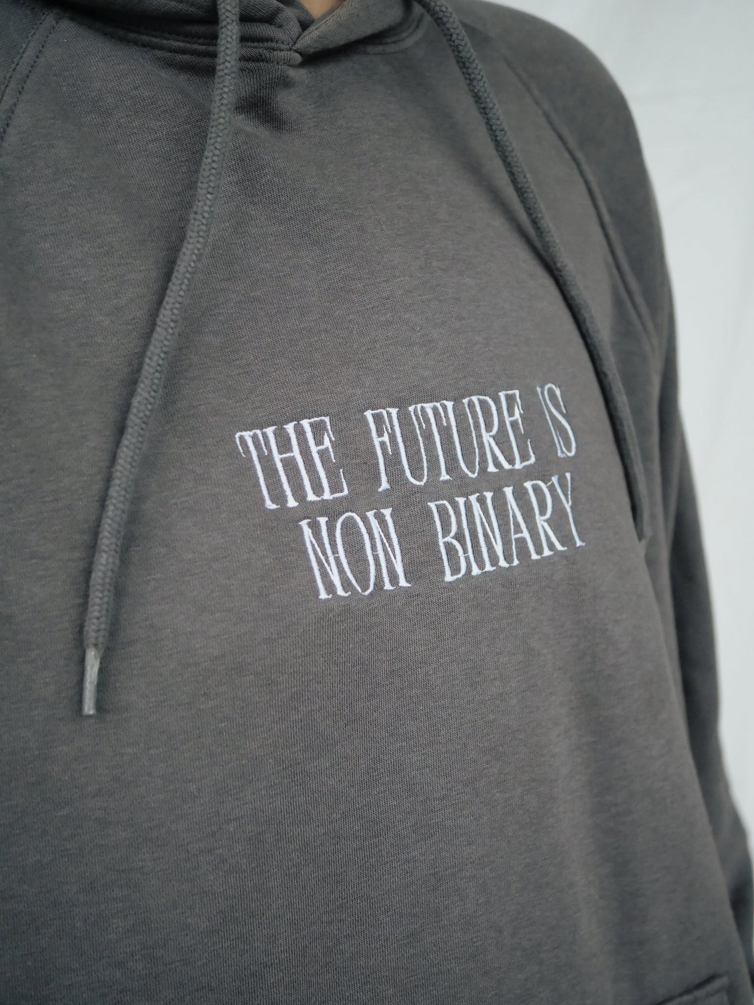 THE FUTURE IS NON BINARY - S/M