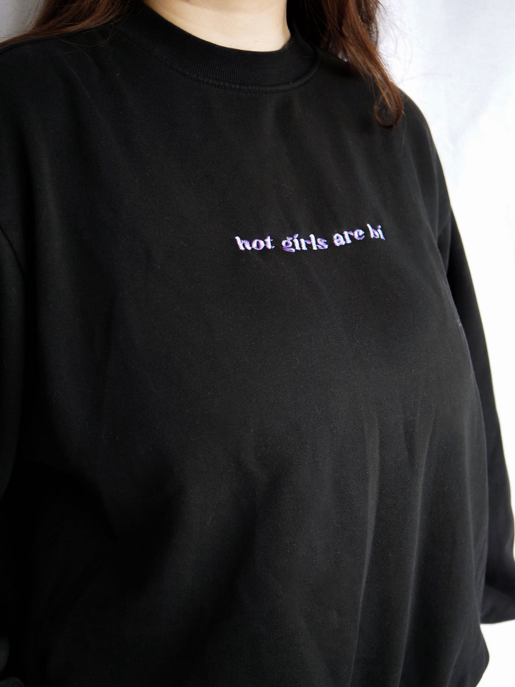 HOT GIRLS ARE BI - L