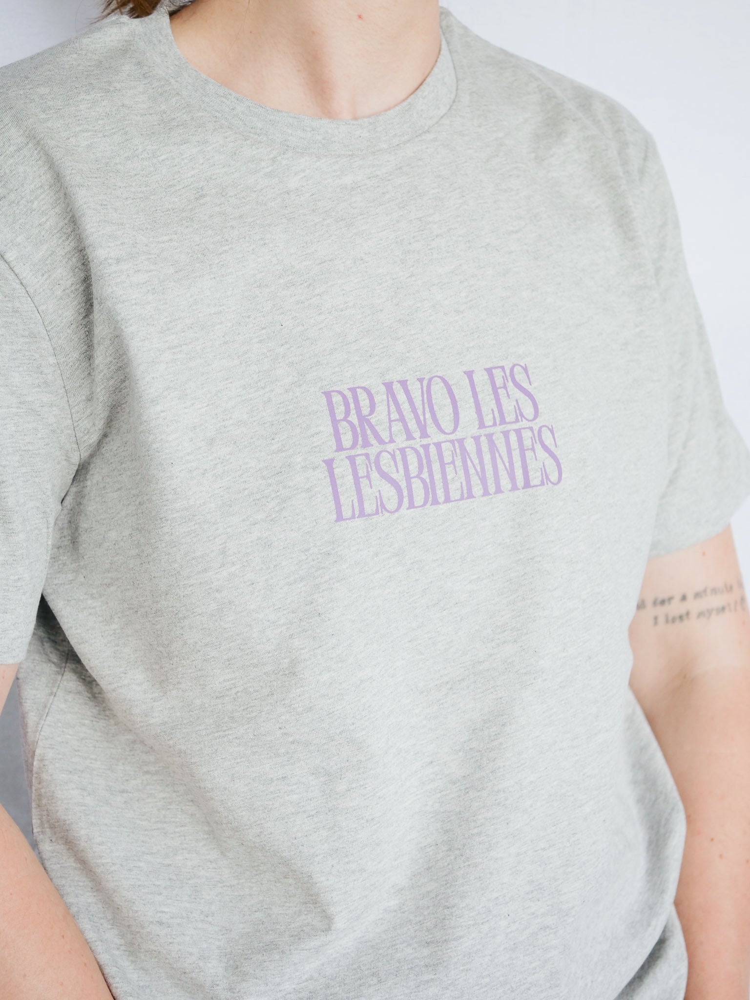 BRAVO LES LESBIENNES - M